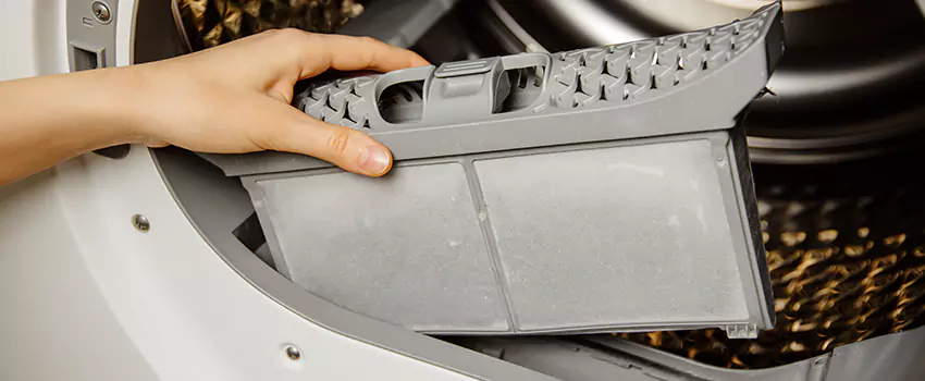 Signs Of A Clogged Dryer Lint Trap in Burien, Washington